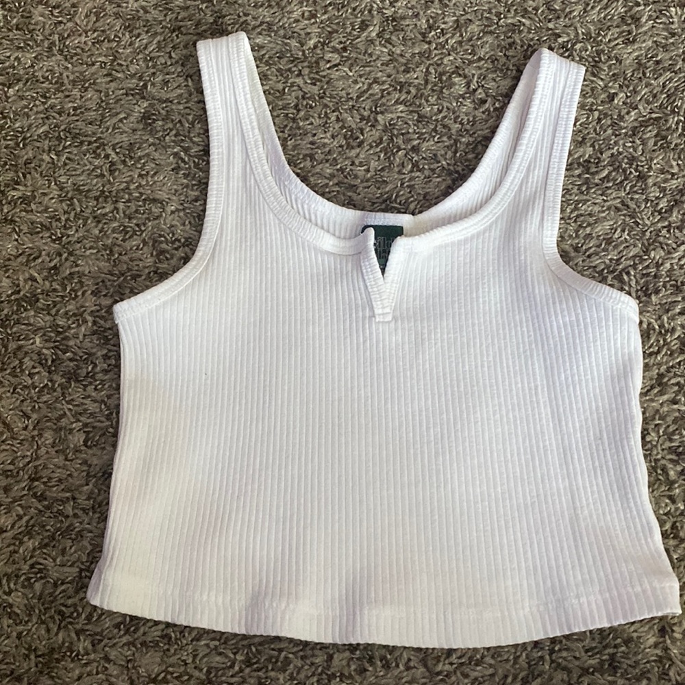 White crop top size XS